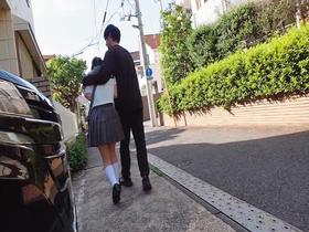 偶然声を掛けた女の子が可愛くて・・・尾行わいせつ・拉致強制精飲・昏睡姦　三つ編みパイパン少●ひなのちゃん146cm　サンプル画像10